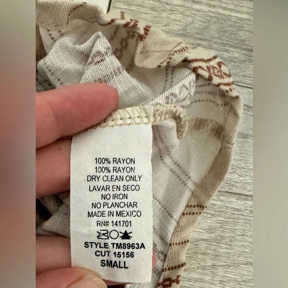 143 Story Lead Me On Tie Top Cream Stripe Long Sleeve Boho Size Small NWT - Picture 8 of 8